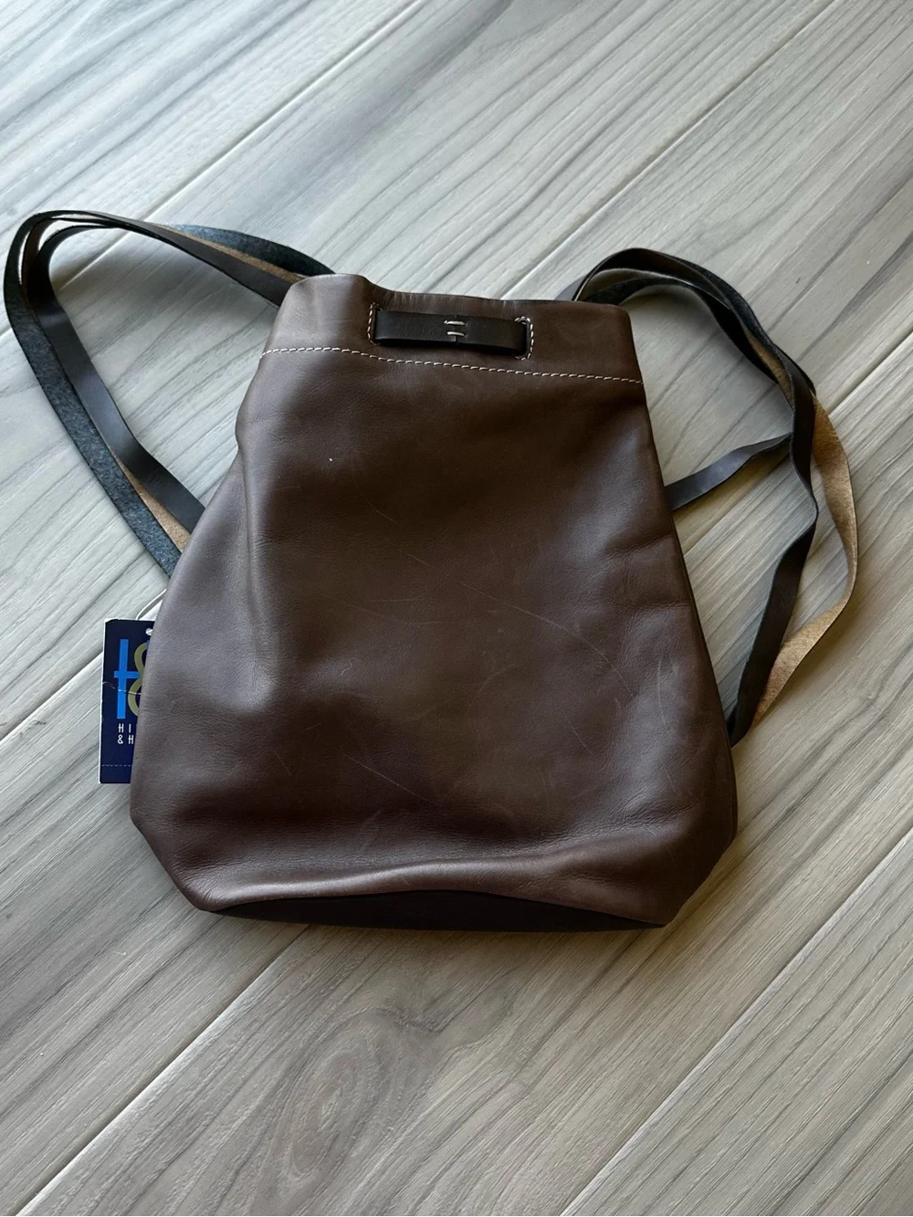 Vintage Y2K Hillard and Hanson Leather Bucket Backpack